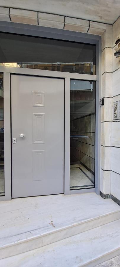 New Stylish Apartment In Athens! Exteriör bild